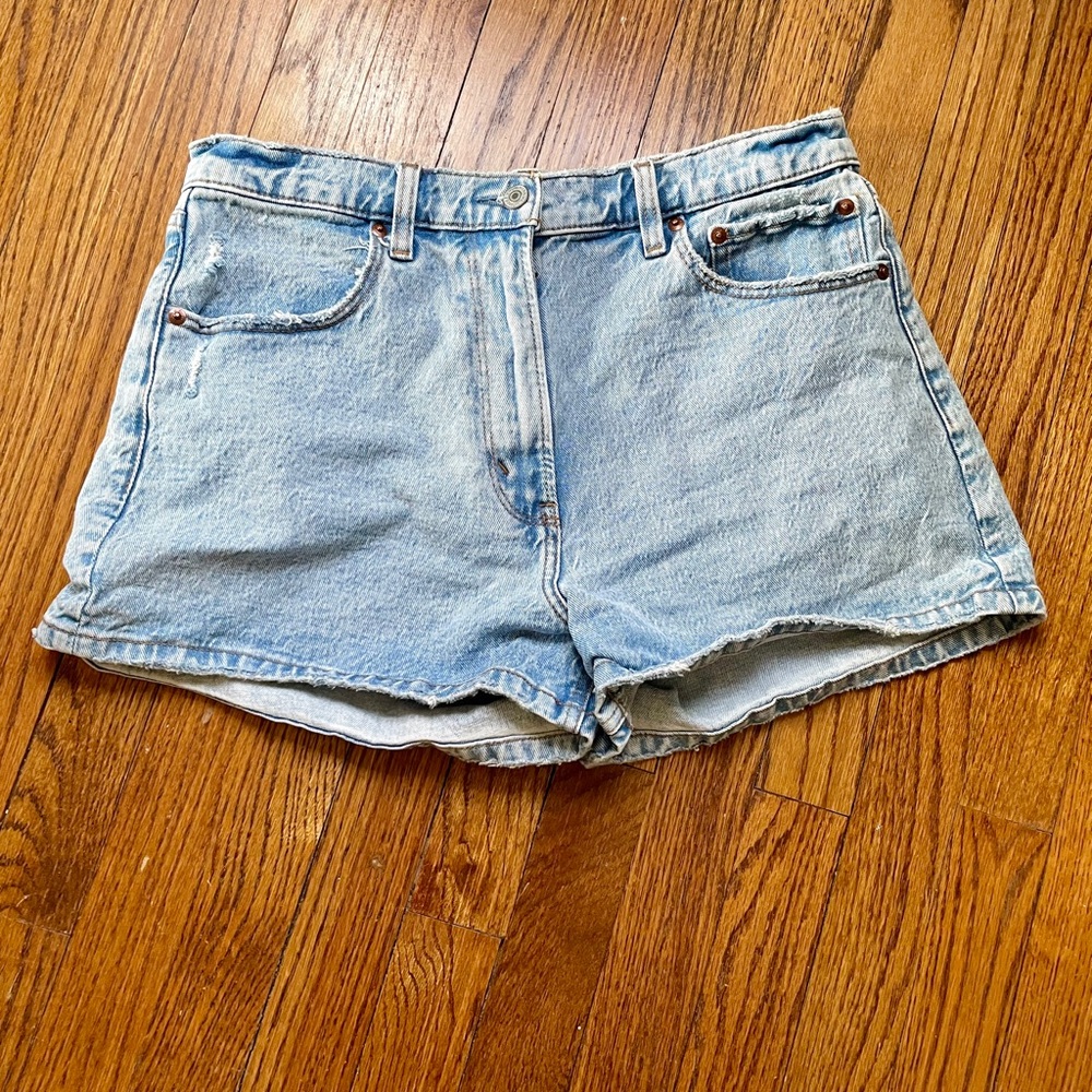 Abercrombie The Mom Shorts High Rise